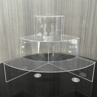 Présentoirs en acrylique transparent à 3 niveaux en forme de demi-lune pour parfums, personnalisables en usine, pour la maison, le bureau, les supermarchés et les magasins