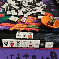 Jeu de Mahjong de luxe moderne à thème Halloween noir américain avec tuiles en acrylique au design vampire