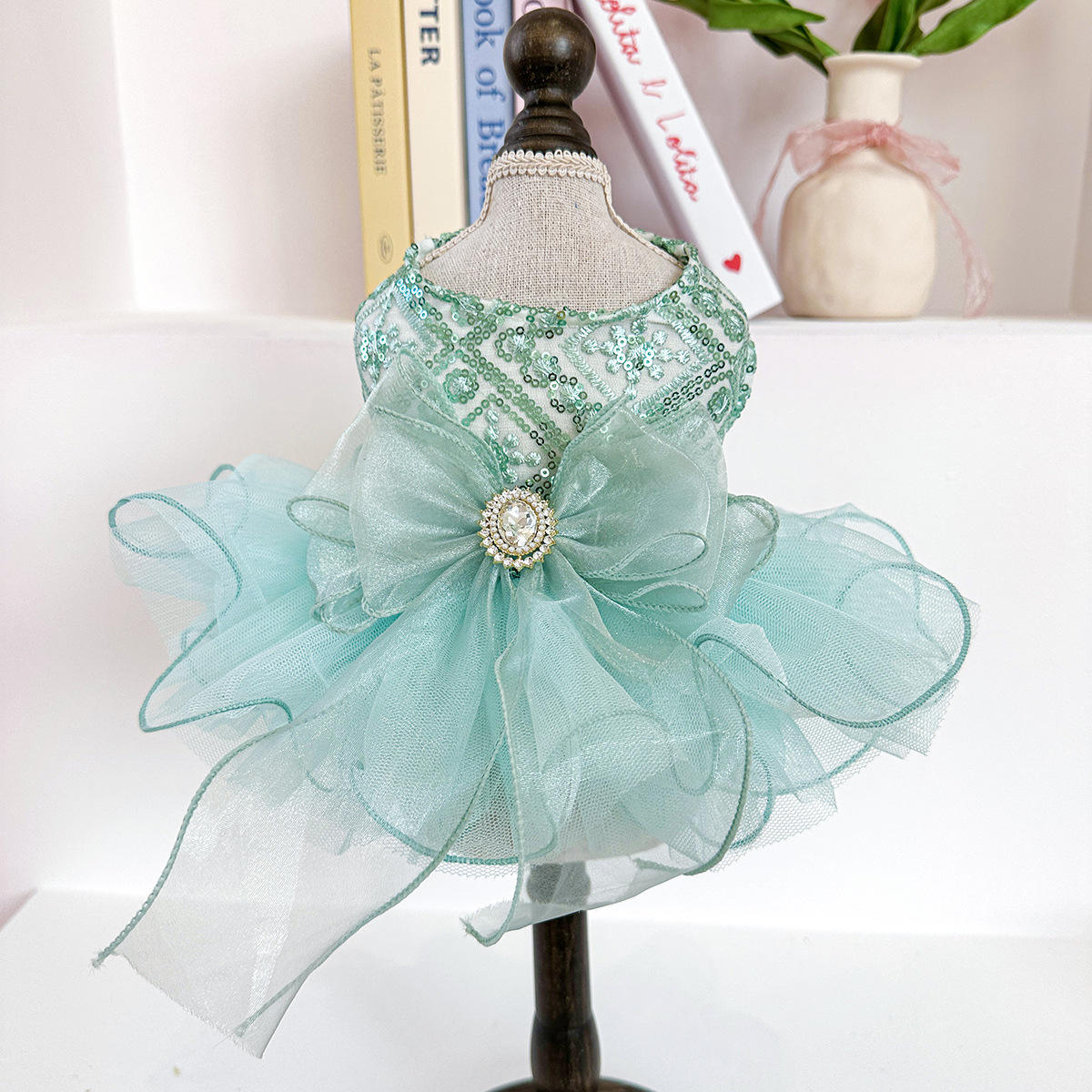 สีเขียว