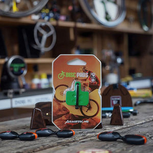 Pastilla de Freno de Disco Semimetálica para Bicicletas Infantiles y Bicicletas de Carretera, Compatible con <span class=keywords><strong>Deore</strong></span> M515, de Proveedor Chino - Product Image 1