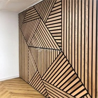 Panneau acoustique mural en fibre de polyester à surface bois, panneaux acoustiques en bois à lattes insonorisantes