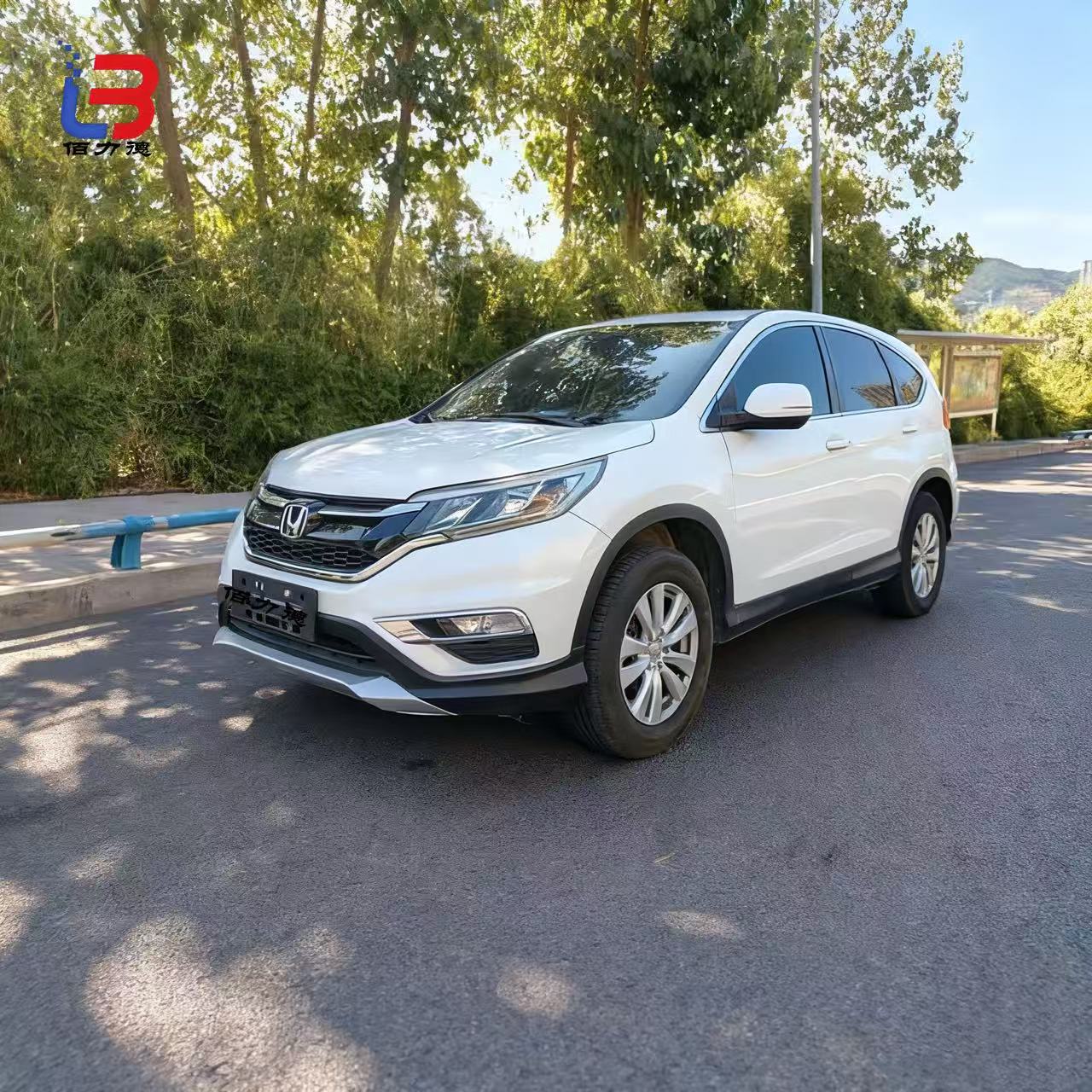 Высококачественная б/у Honda C R-V 2015 модель 2.0L 2WD модная версия продается в Китае автомобили премиум-класса