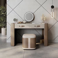 Coiffeuse moderne minimaliste en bois massif avec miroir éclairé, haut de gamme, luxe léger, pour chambre principale