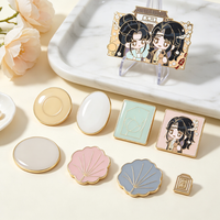 Pins métalliques sur le thème de l'anime personnalisés, fabriqués en Chine, conception gratuite, faible MOQ pour les cadeaux souvenirs et la collection