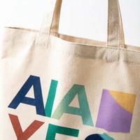 Sac fourre-tout en toile de coton vierge, doux et texturé, réutilisable, idéal pour les événements promotionnels et les cadeaux de fête