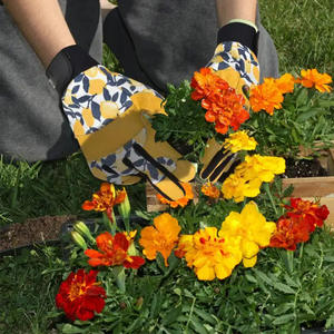 Guantes de Jardinería Ligeros y Transpirables, sin Cierre, con Estampado de Colores, Protección UV, Personalizables, para Exteriores - Product Image 1