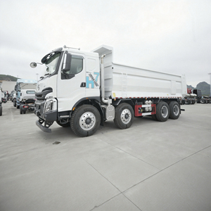 Camion lourd diesel Dongfeng Chenglong H7 8X4 neuf, très demandé en <span class=keywords><strong>Ukraine</strong></span>, Euro 5, conduite à gauche, certifié OTTC&ECE, moteur Yuchai 480 CV - Product Image 1