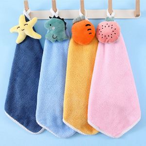Serviette de toilette suspendue en microfibre à séchage rapide, jetable, pour la maison, la maternelle, les enfants et les bébés, en velours corail, motif mignon et compact - Product Image 1
