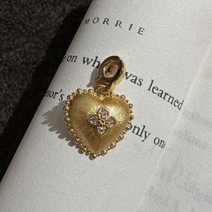 Colgante de Corazón Antiguo de Plata Pura S925 Wenchi, Diseño Francés de Lujo Vintage con Acabado Cepillado, Dijes de Cristal de Nicho de Moda Sencilla - Product Image 4