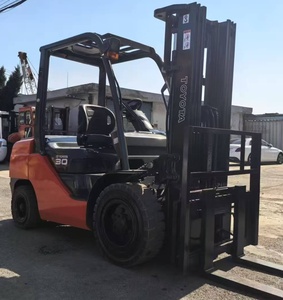 Reliable Used Diesel 2.5/3/4/5/7/10/15/16/25/30-Ton TCM/KOMATSU Forklift Truck with HIGH MASTER FOR SALE - Product Image 4