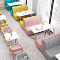 Ensemble de restaurant de sortie d'usine stand en bois massif table à manger et chaise confort peuvent être personnalisés meubles commerciaux