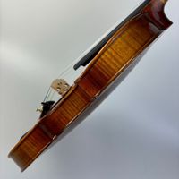 Violon professionnel artisanal de haute qualité, fabriqué en usine, avec dos en érable tigré monobloc, finition vernie à l'huile, instrument de musique.