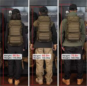 Sac à dos tactique en denim 28L avec système MOLLE, fermeture éclair, léger et durable pour la randonnée, l'alpinisme et les voyages - Product Image 6