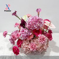 Properti Latar Belakang Fotografi Pernikahan Bunga Pink Asimetris