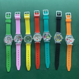Montre à quartz décontractée en plastique transparent de couleur bonbon, personnalisable avec logo, pour hommes, femmes et enfants - Product Image 5