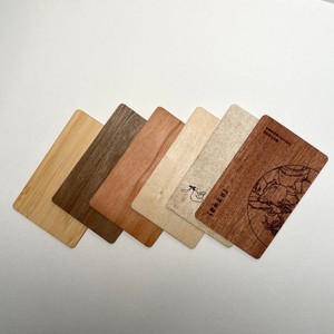 Carte d'accès événementielle NFC RFID en bois personnalisée, étanche, avec puces LF/HF/UHF pour les conférences et l'hôtellerie - Product Image 6