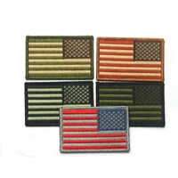 Patch brodé en tissu chenille non tissé 3D personnalisé en gros avec attaches auto-agrippantes, motif drapeau américain pour vêtements, sacs et chapeaux