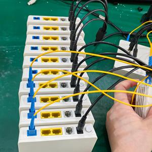 Dispositivo de Fibra Óptica XPON Económico EG8120L ONU con Chip de Marca 1GE 1FE TEL para FTTH FTTB - Product Image 6