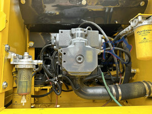 รถตักดินใช้ตีนตะขาบ PC200-7 20ตันรถขุดมือสองทรงพลัง - Product Image 4