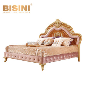 Juego <span class=keywords><strong>de</strong></span> Muebles <span class=keywords><strong>de</strong></span> Dormitorio <span class=keywords><strong>de</strong></span> Madera Maciza Tallada <span class=keywords><strong>de</strong></span> Lujo, Cama King Size <span class=keywords><strong>de</strong></span> Madera con Acabado Dorado y Mesita <span class=keywords><strong>de</strong></span> Noche - Product Image 2