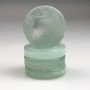 Thực tế nhựa backgammon cờ thiết lập ánh sáng màu xanh lá cây với hiệu ứng đá cẩm thạch thay thế chekers 44*9mm lõm backgammon Quầy - Product Image 2