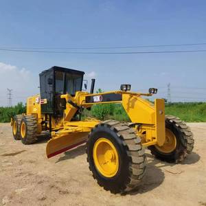 En stock : Niveleuse à lame mobile CAT 140K d'occasion, d'origine japonaise, faible nombre d'heures, certifiée CE, faible consommation de carburant, lame complète. - Product Image 1