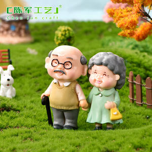 Chunjun de buena calidad unió las manos con un par de accesorios de mesa DIY de paisaje antiguo entre sí en una decoración de pasteles - Product Image 3