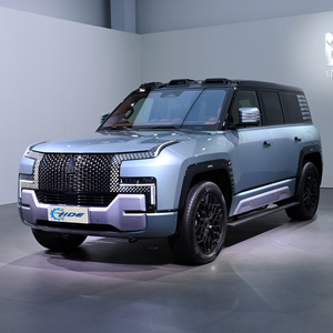BYD Yangwang U8 <span class=keywords><strong>4x4</strong></span> SUV <span class=keywords><strong>Fuoristrada</strong></span> Nuovo Ibrido Elettrico Automatico Euro VI in Lega di Alluminio R20 <span class=keywords><strong>Auto</strong></span> ad Alte Prestazioni - Product Image 4