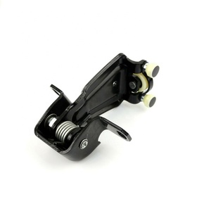 Guide de rouleau de porte coulissante pour <span class=keywords><strong>Mercedes</strong></span> W447 Vito Viano, côté droit, milieu, 4477600547 - Product Image 1