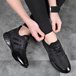 <span class=keywords><strong>Scarpe</strong></span> Sportive da <span class=keywords><strong>Uomo</strong></span> di Alta Qualità con Tomaia in Fly Knit, Bianche e Nere, Resistenti all'Usura, per Palestra e Moda Casual - Product Image 4