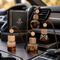 Diffuseur de parfum suspendu pour voiture en verre ambré dégradé de luxe rechargeable avec couvercle en bois naturel – Vente en gros