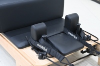 Machine de Pilates pliable en bois durable avec design portable réglable pour les entraînements à domicile et en studio de Pilates