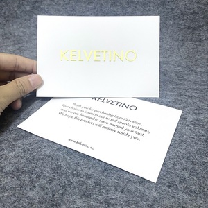 Cartes <span class=keywords><strong>de</strong></span> remerciement personnalisées minimalistes blanches mates avec logo en feuille d'or et texte minimaliste pour les marques <span class=keywords><strong>de</strong></span> vêtements <span class=keywords><strong>de</strong></span> mode - Product Image 1