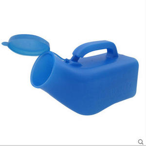 Urinoir sur pied en plastique rectangulaire au design minimaliste pour la maison ou les bars - Product Image 2