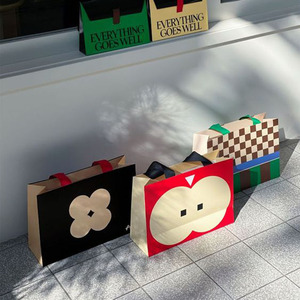 Bolsa de Regalo de Cartón con Dibujos Animados para Guardería, Tienda de Ropa Infantil, Cumpleaños, Día del Niño, Manualidades Hechas a Mano, Personalizada - Product Image 4