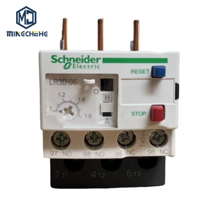Relais de surcharge thermique série LR3D06 pour la protection des moteurs avec réglage de courant ajustable et classe de déclenchement 10A - Product Image 1