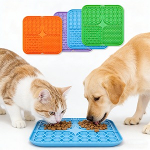 Bol pour animaux de compagnie en silicone écologique sans BPA, logo personnalisé, distributeur de nourriture lent, tapis à lécher, anti-étouffement, pour Noël, Pâques, accessoires pour chiens - Product Image 2