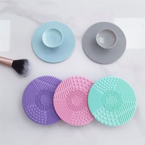 Makeup <b>Brush</b> Cleaning Tool Round Suction-Cup Silicone <b>Scrubbing</b> Pad with Wash Mat - Product Image 1