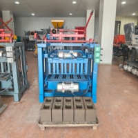 Machine de formage par vibration durable 4-35a, semi-automatique pour blocs creux et briques de ciment, hydraulique