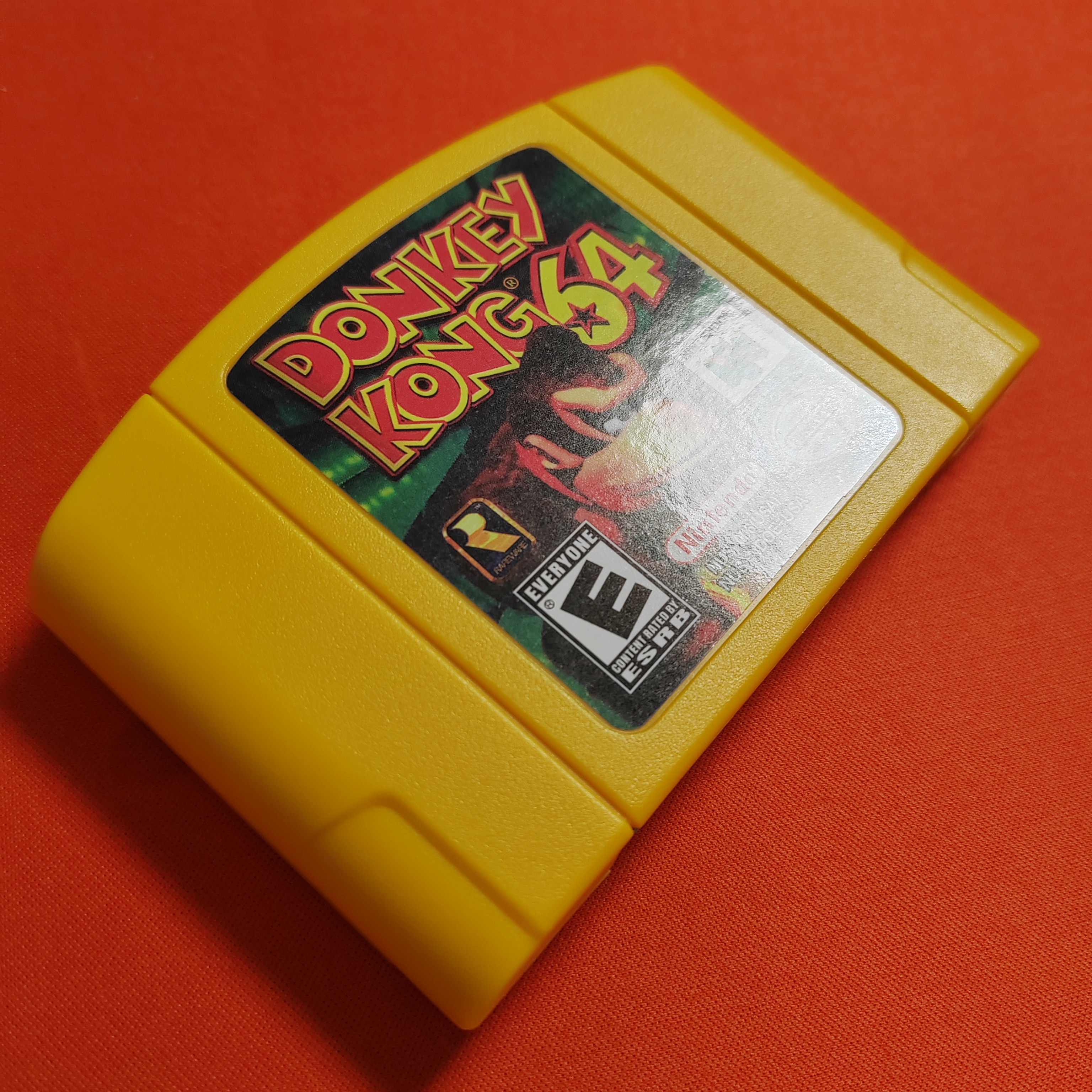 Asino kong 64 (giallo)