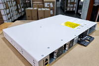 Cisco Switch C9200L-24T-4X-A 24 Port Gigabit PoE Switch 128Gbps 4x10G Uplink untuk Switch Jaringan Akses Perusahaan