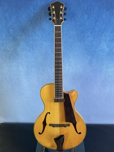 Yunzhi-Guitare <span class=keywords><strong>de</strong></span> jazz Archtop en érable flammé 15 pouces au choix avec corps en épicéa massif et touche en ébène fabriqués à la main - Product Image 2
