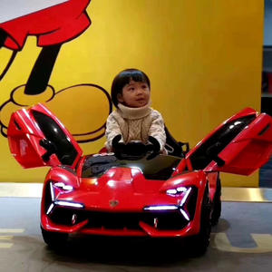 Chine 12V nouvelle voiture électrique pour enfants à double <span class=keywords><strong>porte</strong></span> papillon en gros avec télécommande pour 2 à 8 ans - Product Image 2