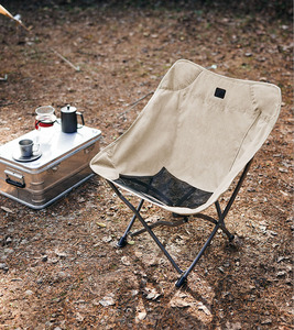 AI-MICH promotionnel personnalisé <span class=keywords><strong>pas</strong></span> <span class=keywords><strong>cher</strong></span> 2026 accoudoir football été aluminium métal chaises de Camping pliantes - Product Image 1