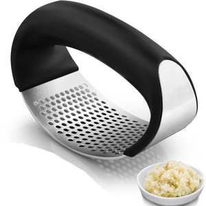 Stainless Steel Garlic Press Manual Curved Garlic Crusher Garlic Paste Maker Black Durable Hand Wash Only - Product Image 5