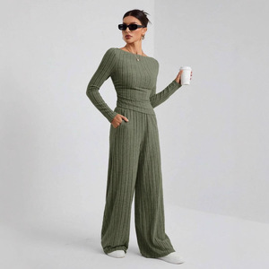Ensemble de chandail en tricot pour femmes, manches longues, couleur unie, pantalon large côtelé, tenue décontractée en deux pièces, tailles SMLXLXXL, style Europe Amérique - Product Image 2