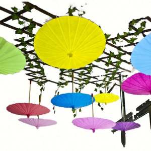 Sombrilla de Bambú Ecológica Pintada a Mano, Sombrilla Artesanal de Bambú - Product Image 2