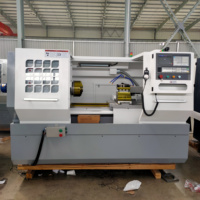 Tour CNC horizontal à double broche de moyenne capacité CAK6150V*1000 Fanuc de haute précision
