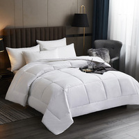 Couette d'hôtel blanche sur mesure, motif 200gsm, garnissage 100% coton microfibre