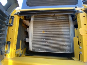 Komatsu <span class=keywords><strong>pc400</strong></span> क्रॉलर खुदाई आपकी भारी मशीनरी की जरूरतों के लिए कम घंटे असाधारण मूल्य की बिक्री के लिए - Product Image 2